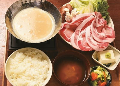 富士桜ポーク コラーゲンしゃぶしゃぶ定食(1,780円)
