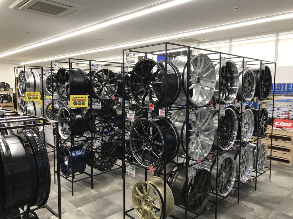 アルミホイールコーナー