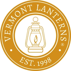 米国バーモント州発！真鍮製のオシャレで本格派の オイルランタン『Vermont Lanterns バーモントランタン』　 全国のアウトドア専門店・自社ECサイトにて販売中