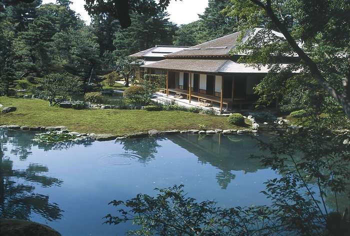 日本を代表する庭園「兼六園」