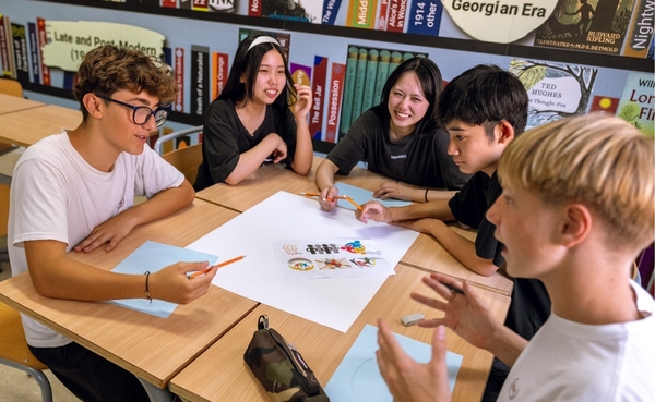 令和6年（2024年）マルタ姉妹校の生徒との交流の様子