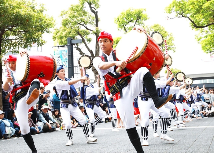 Okinawa art performance1