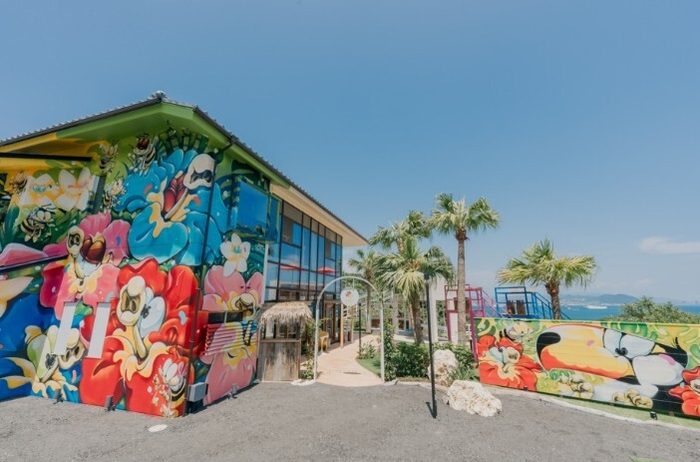 ウォールアート