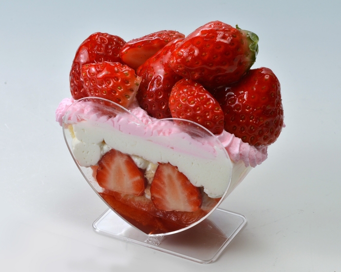 イチゴを可愛く引き立たせます