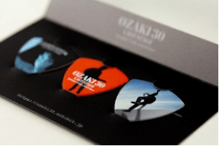 福岡会場先行販売「OZAKI30　オリジナルピクチャーピック3点セット」(専用台紙付)