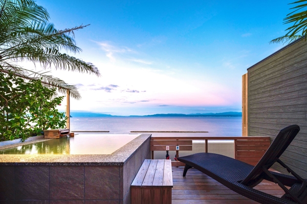 9階【雲上貸切露天風呂】(有料・大人3名のみ・滞在時予約)