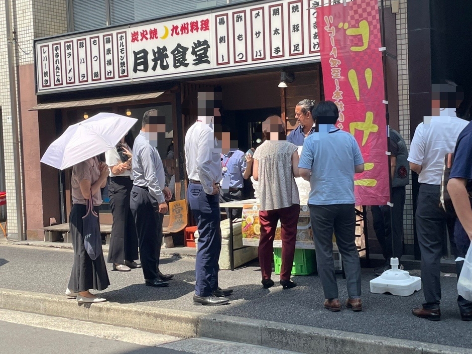 開店初日から人気のライリー