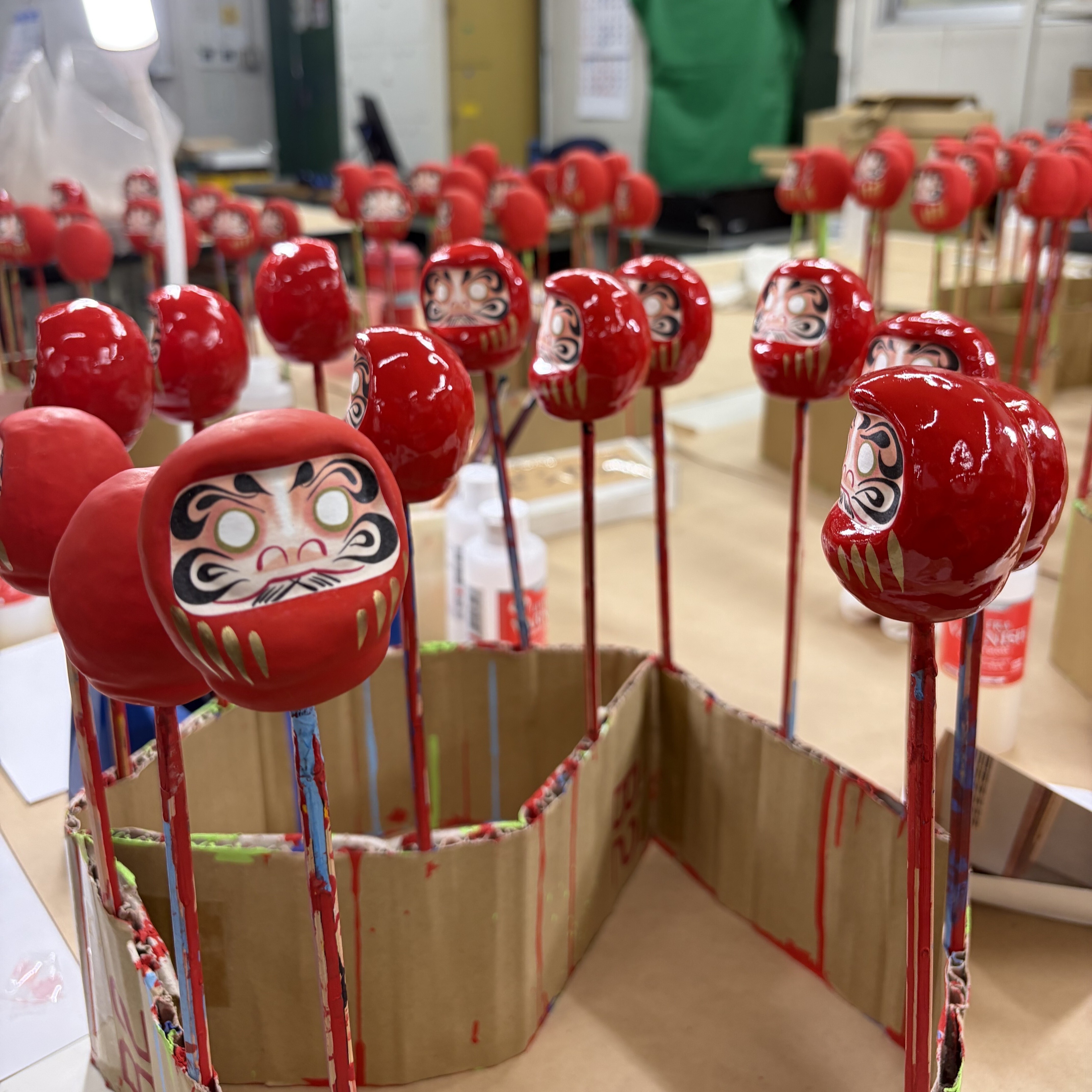 幸せだるま製造工程1