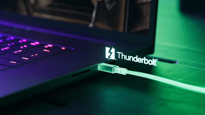 Razer Blade 18 - Thunderbolt 5
