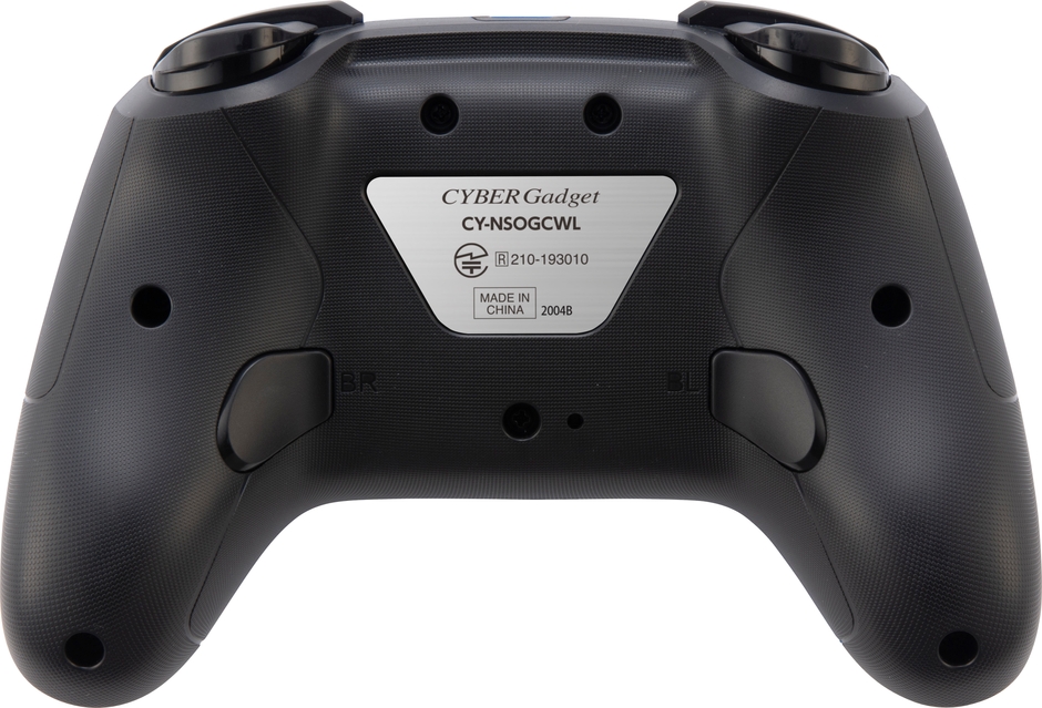 背面に2つの拡張ボタンを搭載