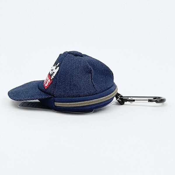 スヌーピーのキャップ型ポーチ