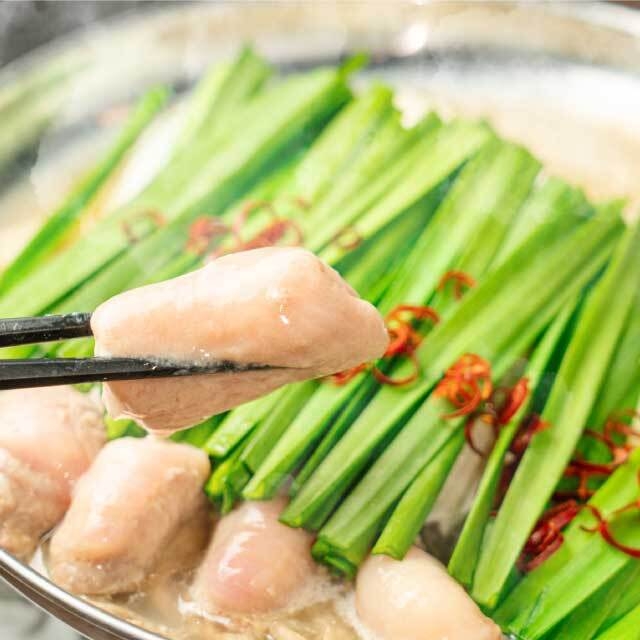 博多もつ鍋、明太子もつ鍋も食べ放題でご提供