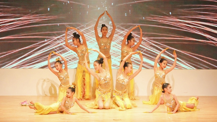 リトルイェイン舞踊団1