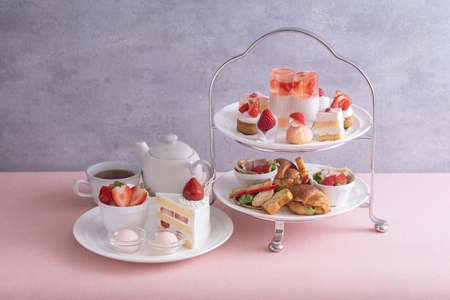 【ラウンジレストラン ラピス】春色薫る「桜とベリーのアフタヌーンティー」3月限定登場