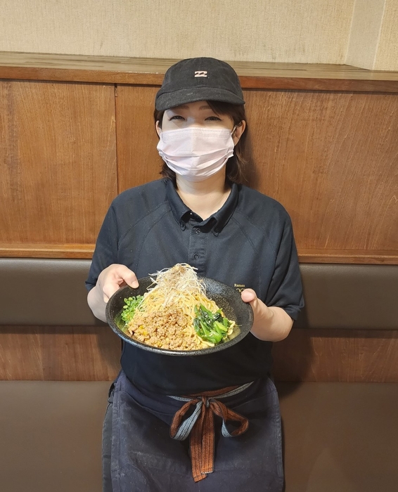 冷やし担々麺、開発者