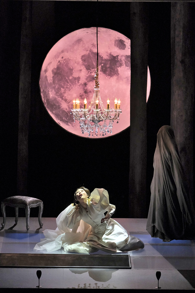 【開幕直前!】美しい音楽と舞台、圧巻の歌唱と演技で紡がれる 日生劇場だけの特別版ルチア