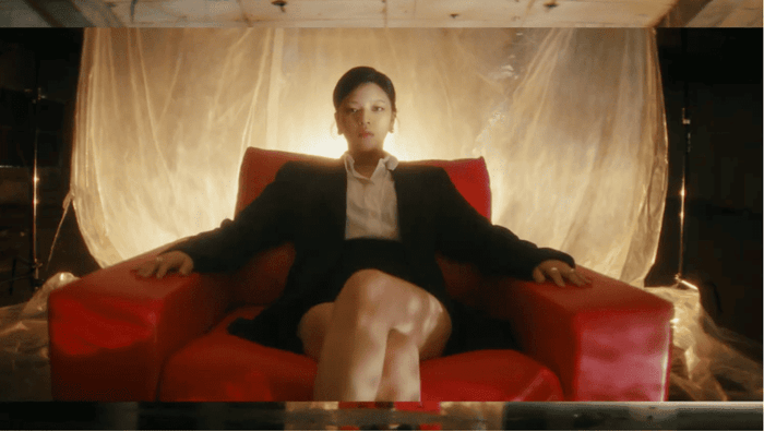 〈GIRL CRUSH〉× JEONGYEON（ジョンヨン）CMカット3