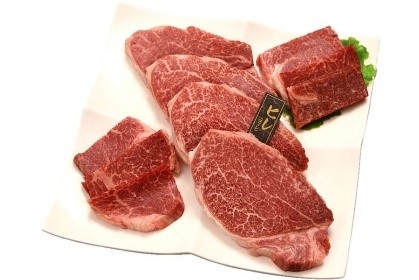 黒毛和牛ヒレステーキ(4枚)+おまけつき