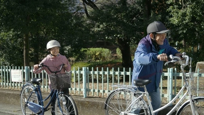 目前！来月令和5年4月1日からの 自転車乗用時のヘルメット着用努力義務化　 世代別オリジナルWEBムービー 『自転車乗るならヘルメット！～かぶろう、大切な命を守るために～』 及び自転車乗用時のヘルメット着用の有効性を検証した 実験結果レポート公開