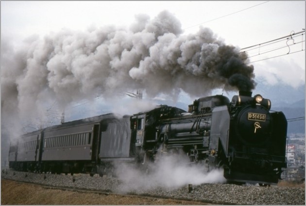 SLぐんま みなかみ(D51 498 + 旧型客車)