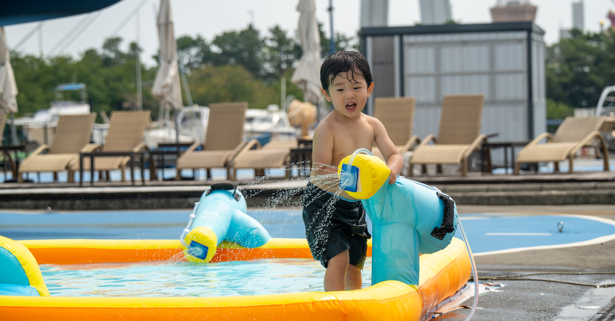 【6/7オープン】大阪湾を望む絶景プールが今年も解禁! 大阪北港マリーナ「PARK HULL」で、水遊び×BBQの“都会派リゾート体験”を
