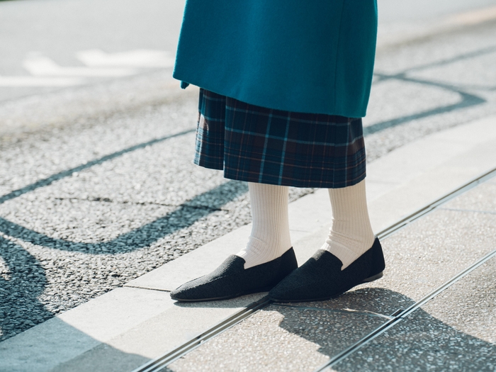 「Hidamari Thermo Loafer」の新色【漆黒】