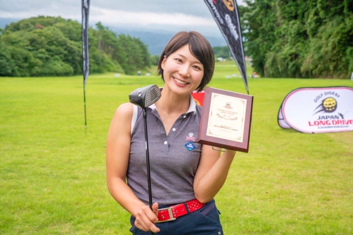 ドライバー飛距離300ヤード超の美女ゴルファー杉山美帆選手が「世界ドラコン選手権」に出場決定