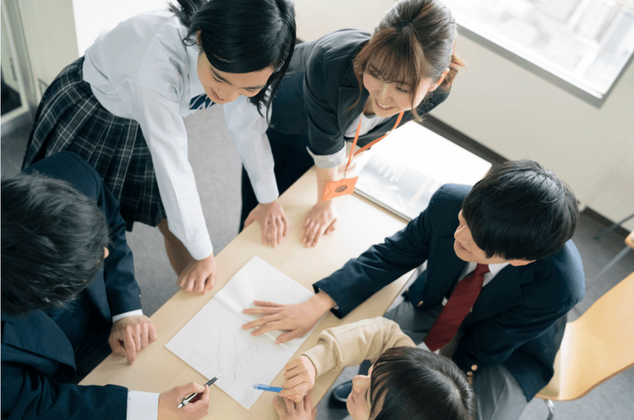 学校や国籍の枠を超えて新たな挑戦をしてみませんか?