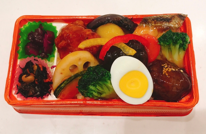 4周年記念弁当(はなまるダイニングセレクト)