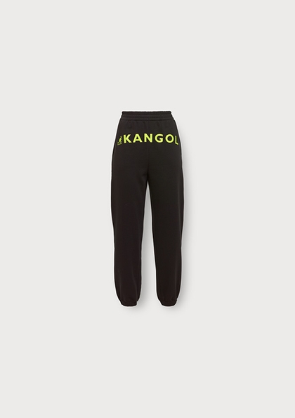 ジョガーパンツ¥2,999(オンラインストアおよびH&M渋谷店、新宿店限定)