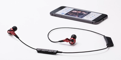 定評あるハイレゾ対応重低音イヤホンがBluetooth ver.で新登場！ AAC、aptXコーデック対応・ディテールを損なわずクリアな音質 　ブラック＆レッド2色展開で1月下旬発売