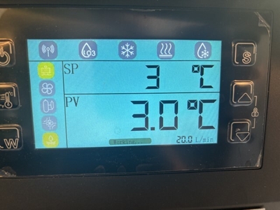 水温3℃まで冷却可能