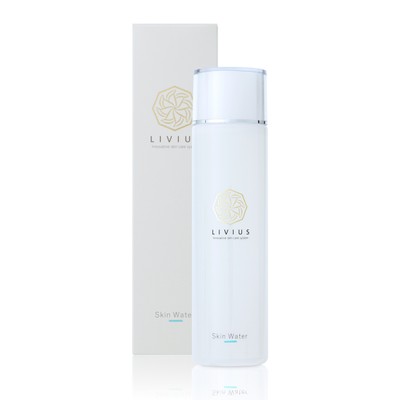 LIVIUS 化粧水 200ml 通常小売価格 11,000円(税込)