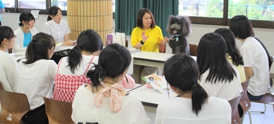 犬カフェからはじまる地域の賑わいづくり 「セラピー犬とふれ合えるカフェ カタノダプラス」 2月4日 再開