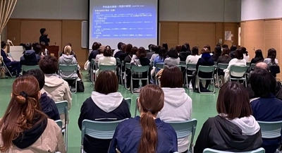 近畿大学附属小学校　PTA「保教会」が保護者向けの講演会を開催　「自己コントロールや対人関係の成長のために今、親ができること」