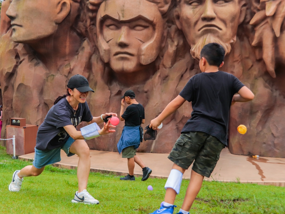 ▲スリル満点のバトルゲームが開幕!