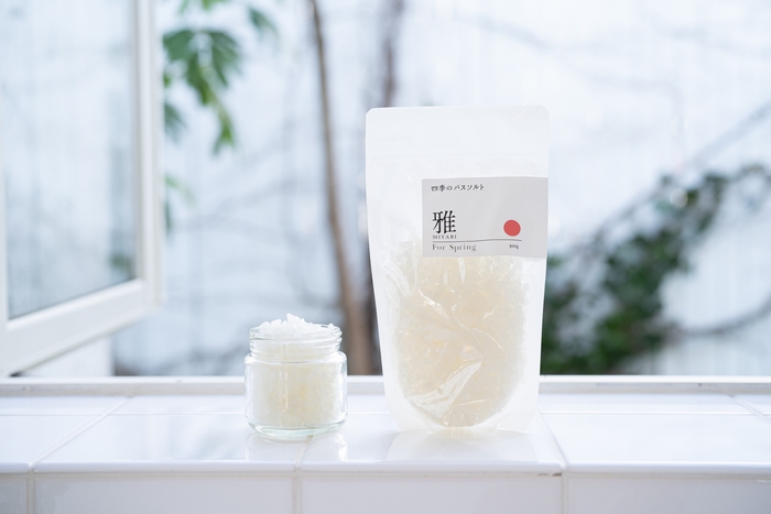 プラスニドのメイン製品である四季のはらまきに倣って四季ごとに販売。