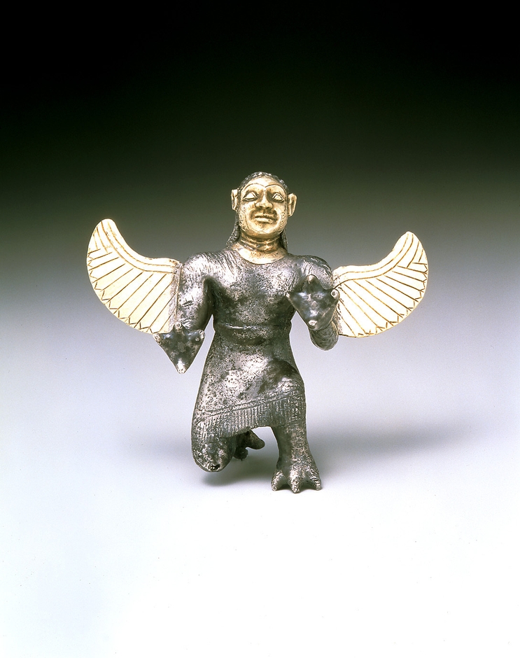 有翼神霊坐像　東イランか　紀元前3000年紀末期―紀元前2000年紀初期　MIHO MUSEUM蔵