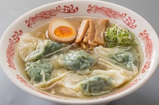 鶏肉入り野菜雲呑麺