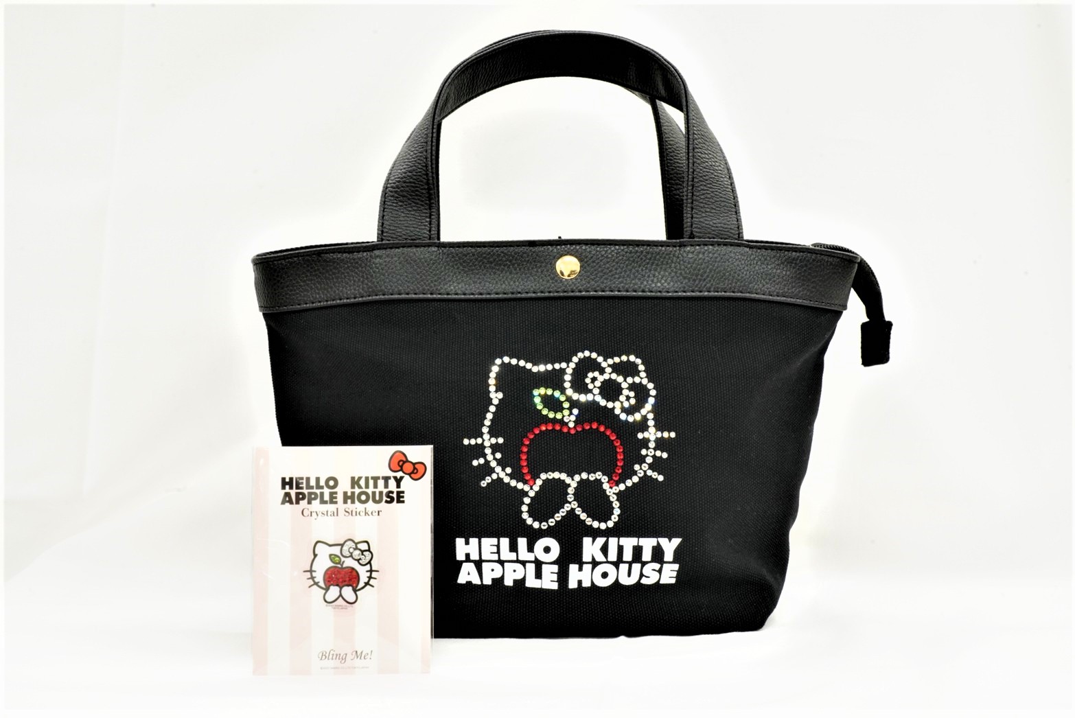 HELLO KITTY APPLE HOUSE』4月29日オープン りんごをモチーフにした