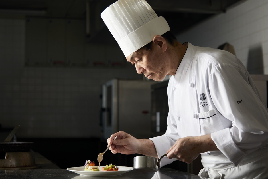 ホテル アゴーラ リージェンシー大阪堺 総料理長 鷲野 高(わしの たかし)