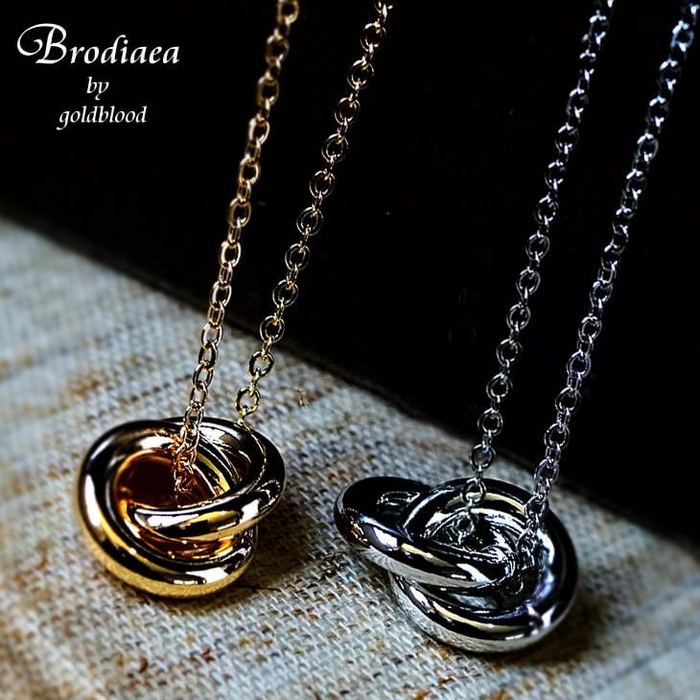 ブローディア 【Brodiaea】ダブルリングタイニーネックレス