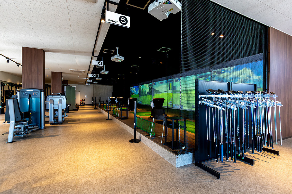 世界初※LPGA公認ゴルフシミュレーター導入エリア(春日部店)