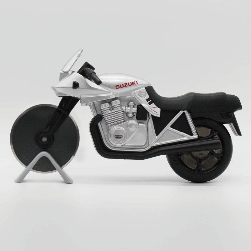 スズキのKATANA型ピザカッター「ピザカッターナ」