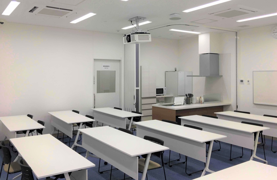 キッチンスペース付き多目的室