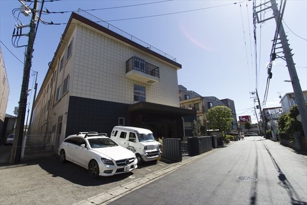 駅からも近く、静かな立地