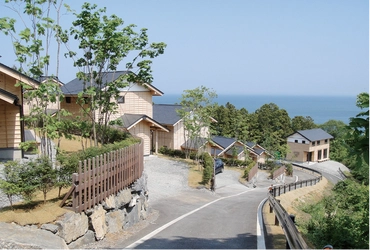 東日本大震災の復興支援プロジェクトで建設された 「白浜復興住宅」をワーケーション宿泊施設として 2021年5月(予定)にリニューアルオープン！