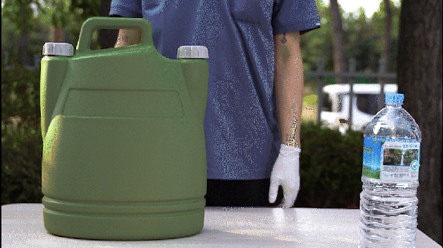 タンクは大容量14リットル!