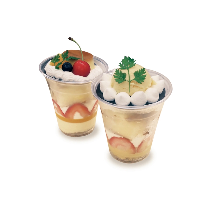 左:チーズケーキパフェ、右:チーズケーキアイスパフェ ※写真はイメージです