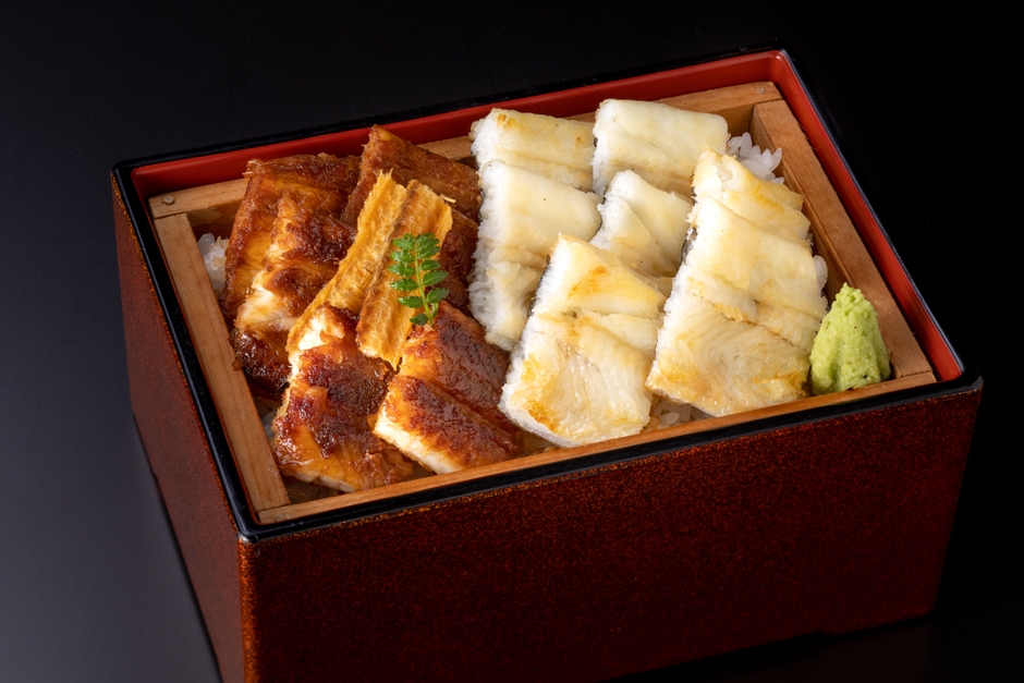 「活あなごの白焼き」と「濃厚たれ焼き」、あなごひつまぶし食べくらべ